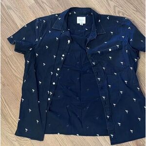 American Eagle short sleeved men’s shirt size large